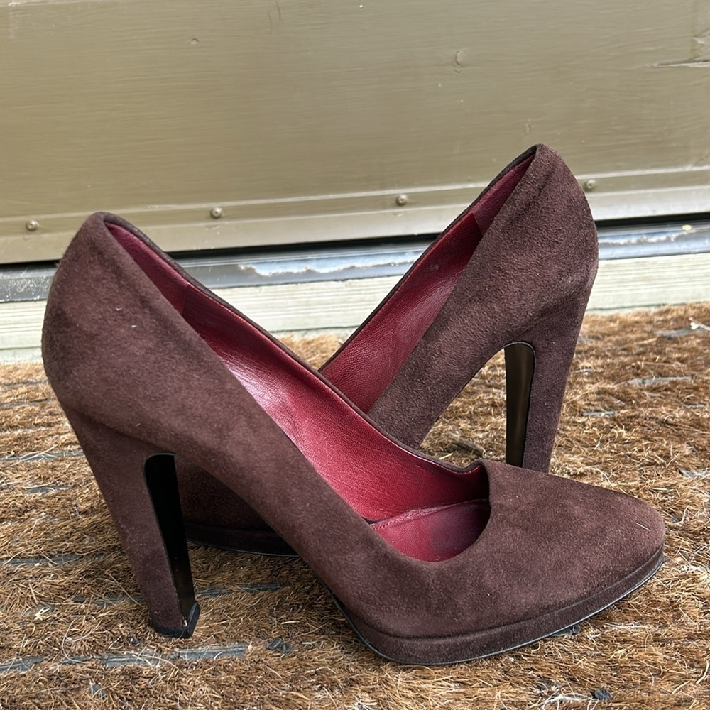 Prada Chocolate Brown Suede Pumps Sz 38 Italian Luxury Heels - Picture 6 of 12